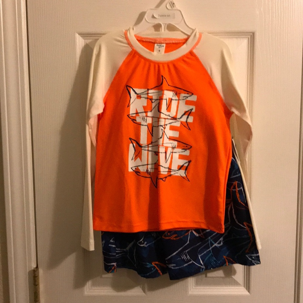 Kids long sleeve with matching shorts